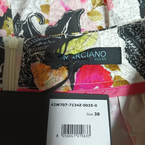 Marciano Guess Floral Mini Skirt - Picture 5 of 7